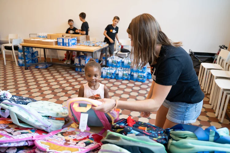 Copy+of+Copy+of+YMR03747